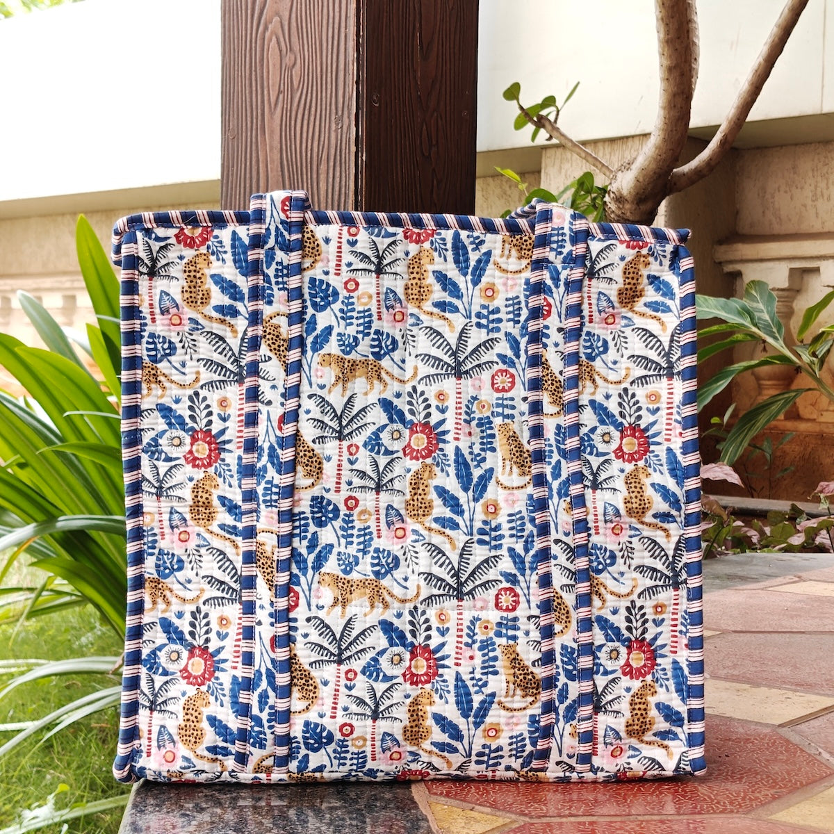 Hand Block Flora & Fauna Oasis Printed Quilted Tote Bag White Size 16"x16"