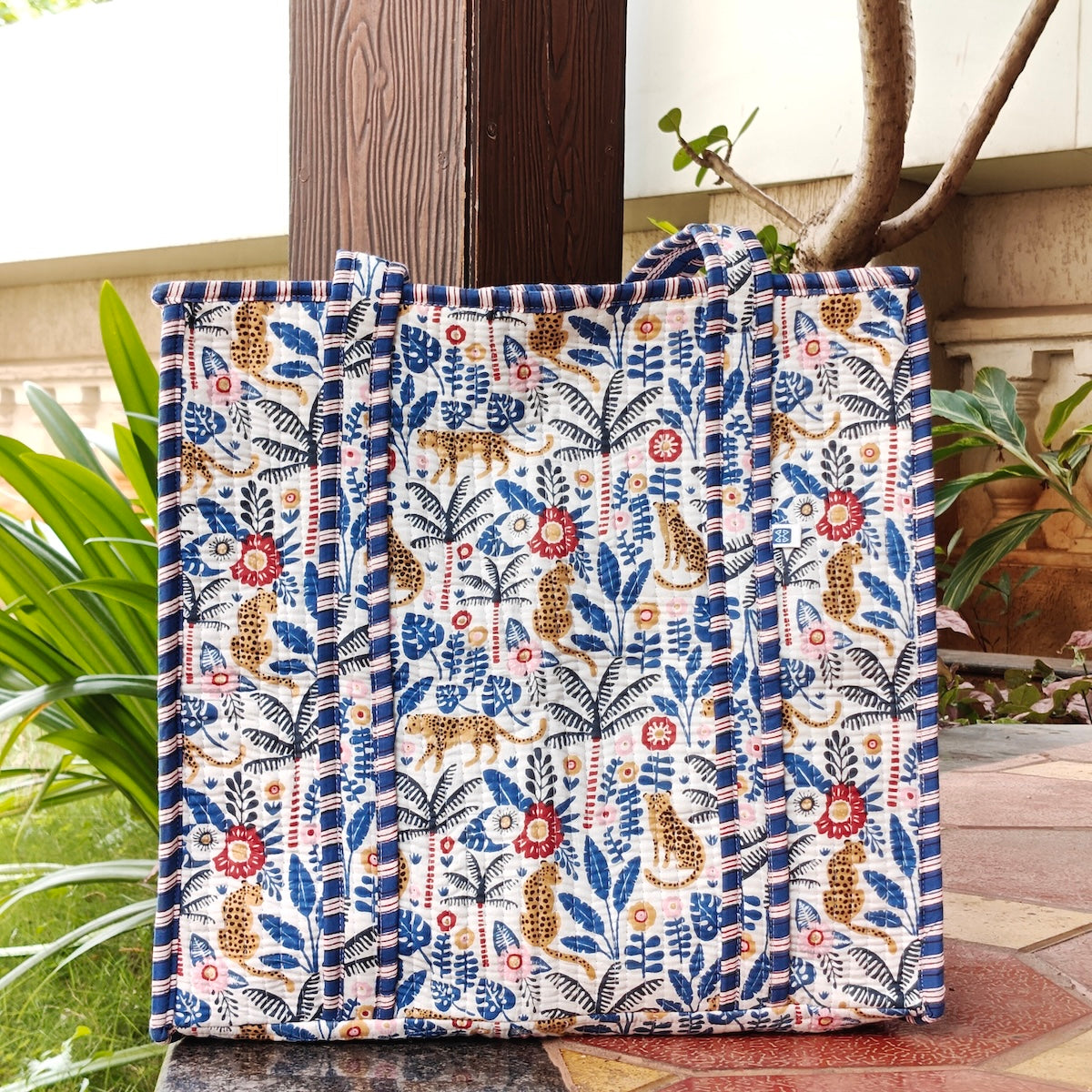 Hand Block Flora & Fauna Oasis Printed Quilted Tote Bag White Size 16"x16"