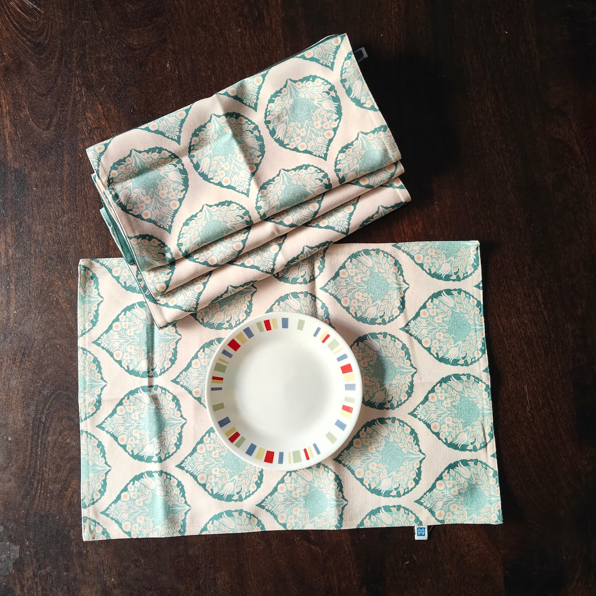 Pan Magic Printed Cream Green Polyester Canvas Table Runner 4 Seater Size 13"x72"