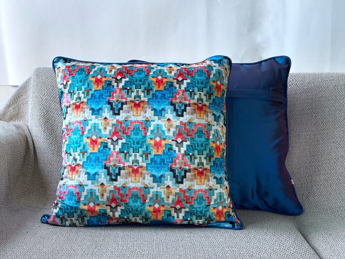 Zigzag Pattern Printed Soft Velvet Multicolour Cushion Cover Size 16"x16"